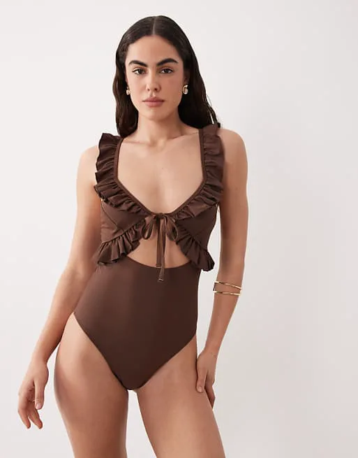 Шоколадный купальник с оборками Miss Selfridge, Коричневый, Шоколадный купальник с оборками Miss Selfridge
Шоколадный купальник с оборками Miss Selfridge, Коричневый, Шоколадный купальник с оборками Miss Selfridge