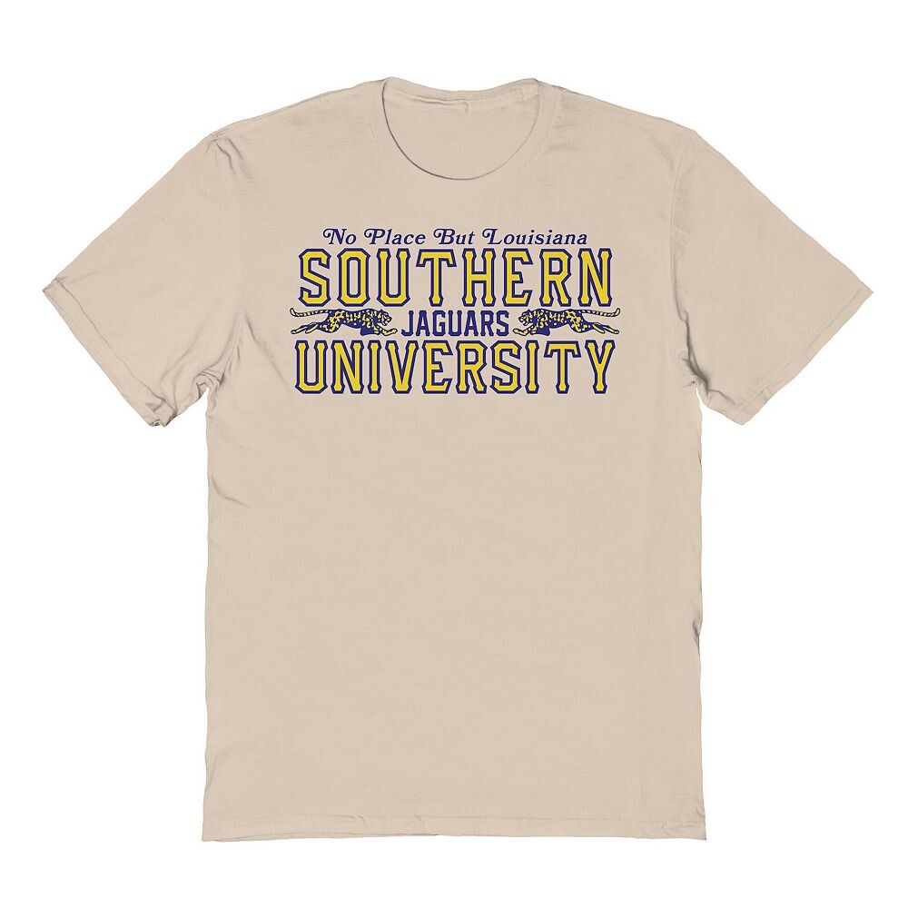 Мужская футболка с рисунком Britney Spears Crossroads Southern University Jaguars Licensed Character, песочный 
Мужская футболка с рисунком Britney Spears Crossroads Southern University Jaguars Licensed Character, песочный