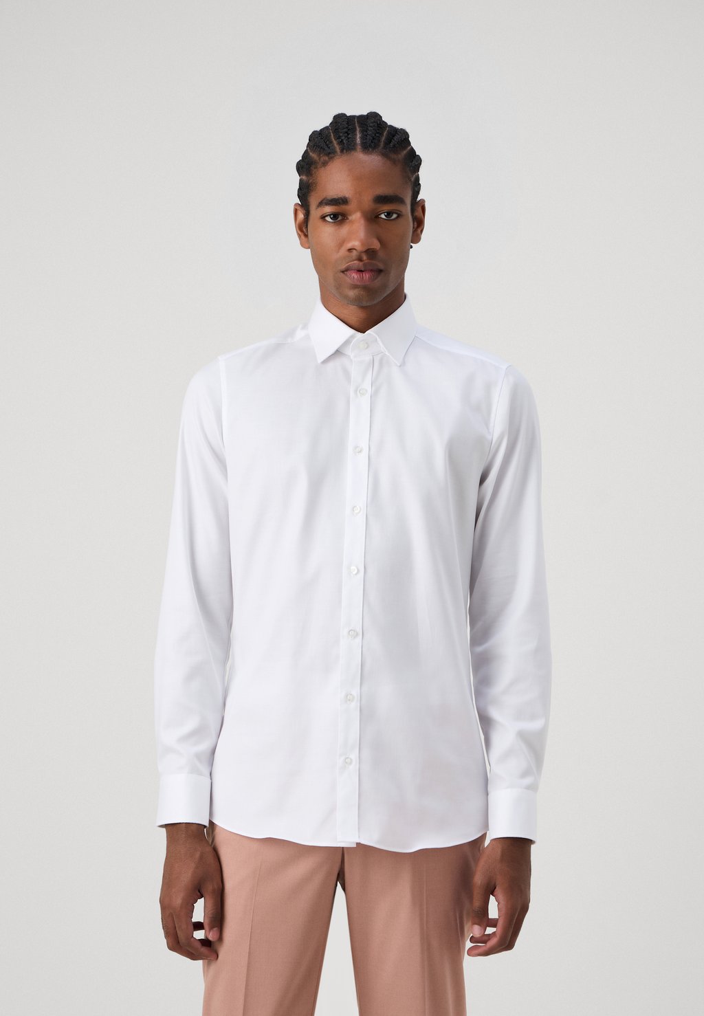 Официальная рубашка OLYMP Level Five, белый
Официальная рубашка OLYMP Level Five, белый