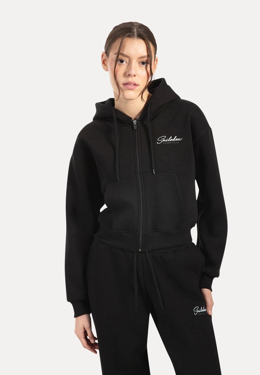 Толстовка Smilodox ZIP UP LOGO ENARA, Schwarz/Black
Толстовка Smilodox ZIP UP LOGO ENARA, Schwarz/Black