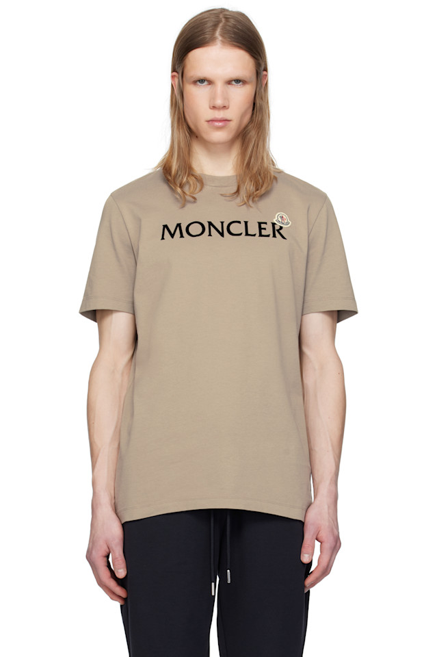 Флокированная хлопковая футболка с логотипом Moncler, бежевый
Флокированная хлопковая футболка с логотипом Moncler, бежевый