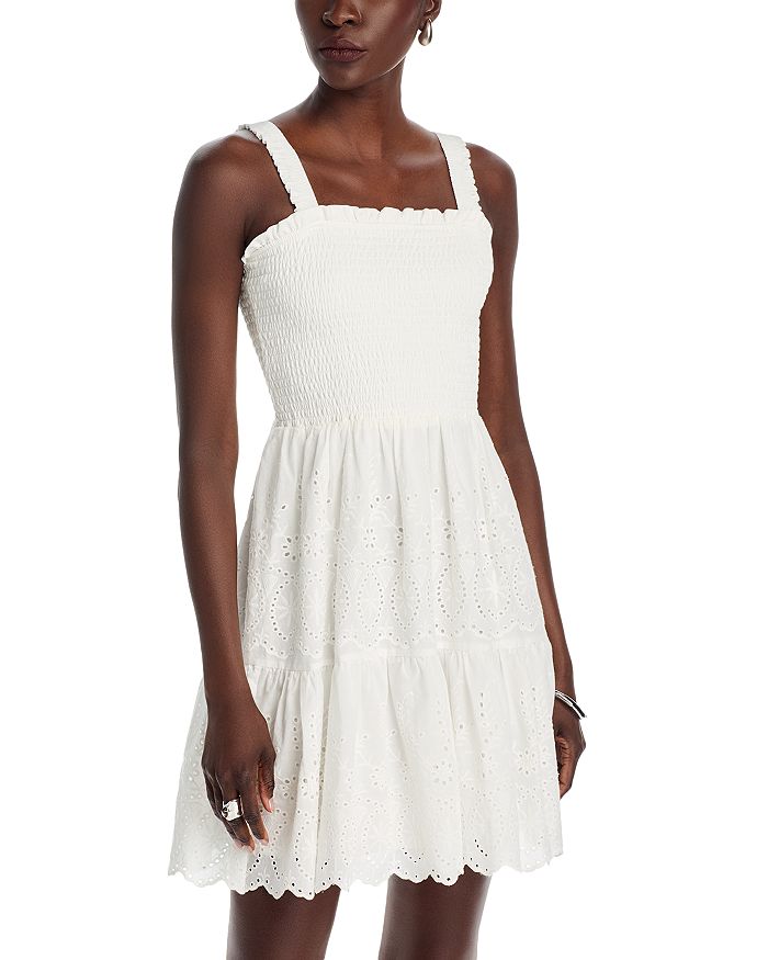 Платье Preston STEVE MADDEN, слоновая кость/кремовый
Платье Preston STEVE MADDEN, слоновая кость/кремовый