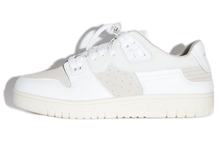 Низкие кеды с тональными вставками Acne Studios
Низкие кеды с тональными вставками Acne Studios