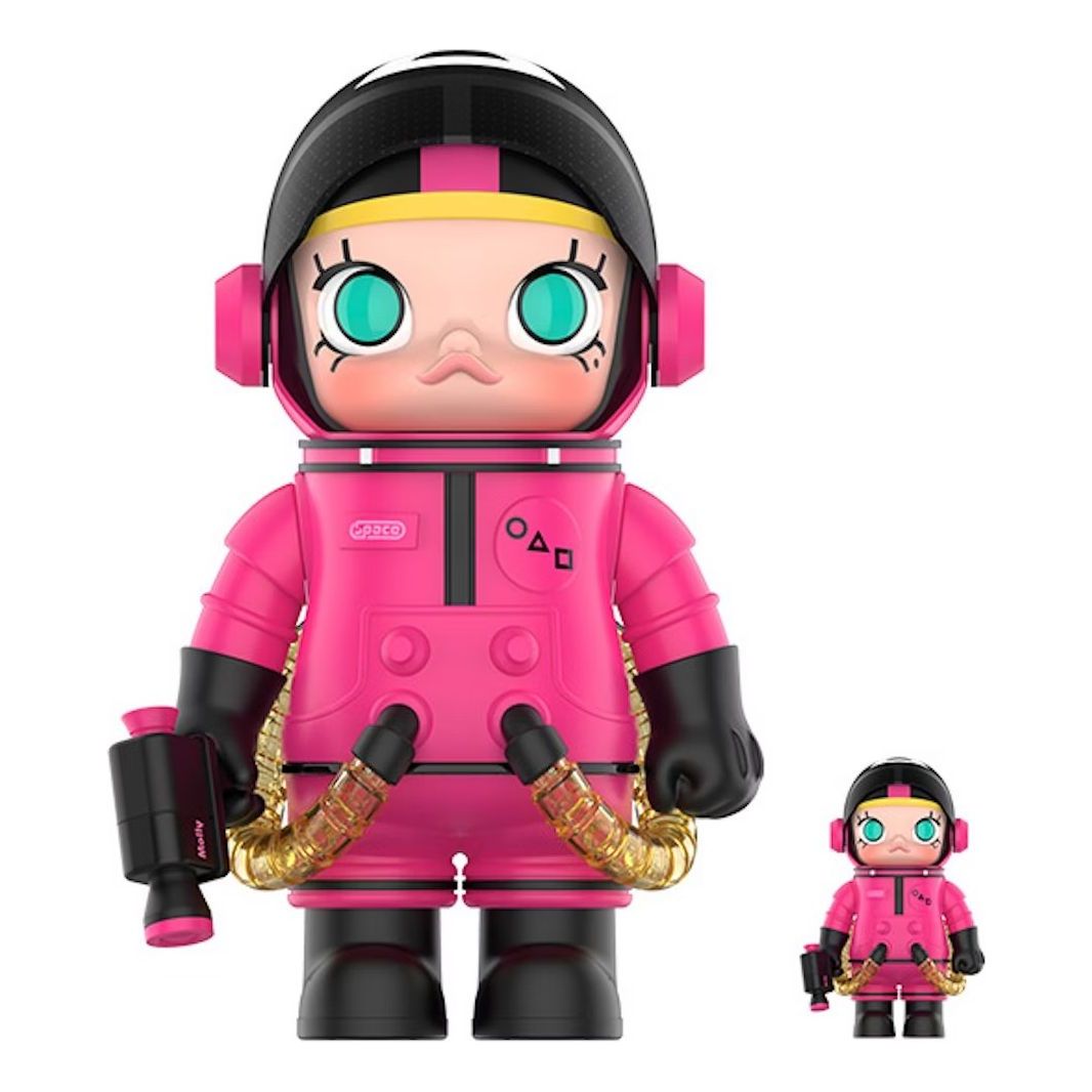 Набор Pop Mart Mega Space Molly Squid Game Masked Soldier 100% & 400%
Набор Pop Mart Mega Space Molly Squid Game Masked Soldier 100% & 400%