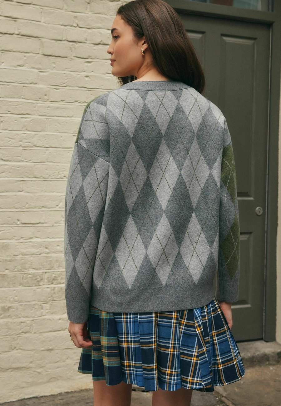 Кардиган Next Cardigan, Grey Multi Argyle/Grey
Кардиган Next Cardigan, Grey Multi Argyle/Grey