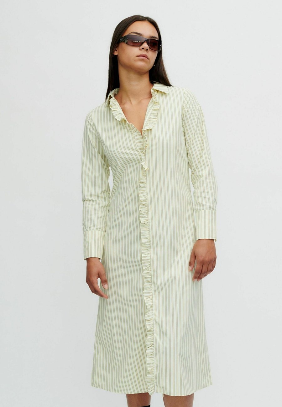 Платье Résumé FRIGGRS , Multi Creme/Beige
Платье Résumé FRIGGRS , Multi Creme/Beige
