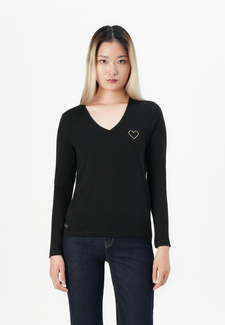 Топ ONLY ONLNOOMI HEART, Black
Топ ONLY ONLNOOMI HEART, Black