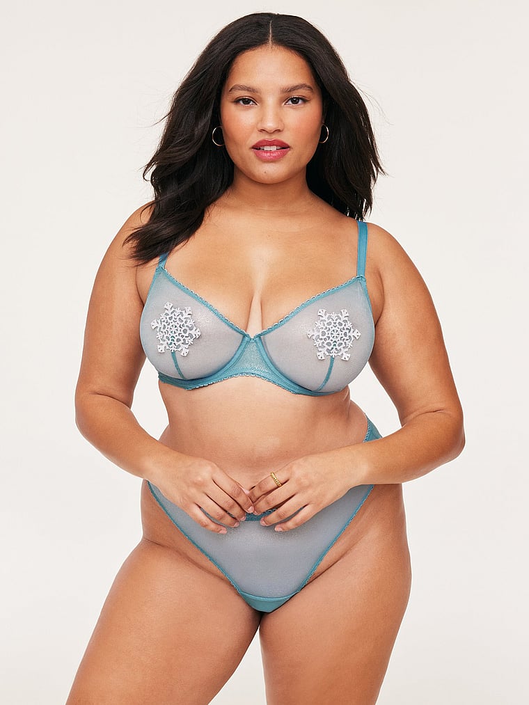 Трусики-Стринги Alyshia Adore Me, snowflake motif
Трусики-Стринги Alyshia Adore Me, snowflake motif