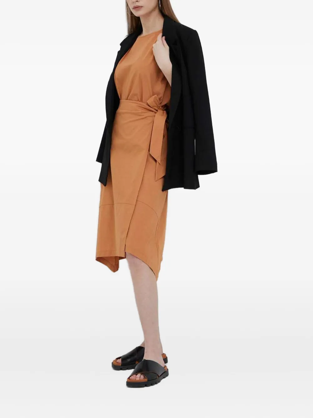 Миди-юбка с панелями и деталями в виде завязок Dkny, оранжевый
Миди-юбка с панелями и деталями в виде завязок Dkny, оранжевый