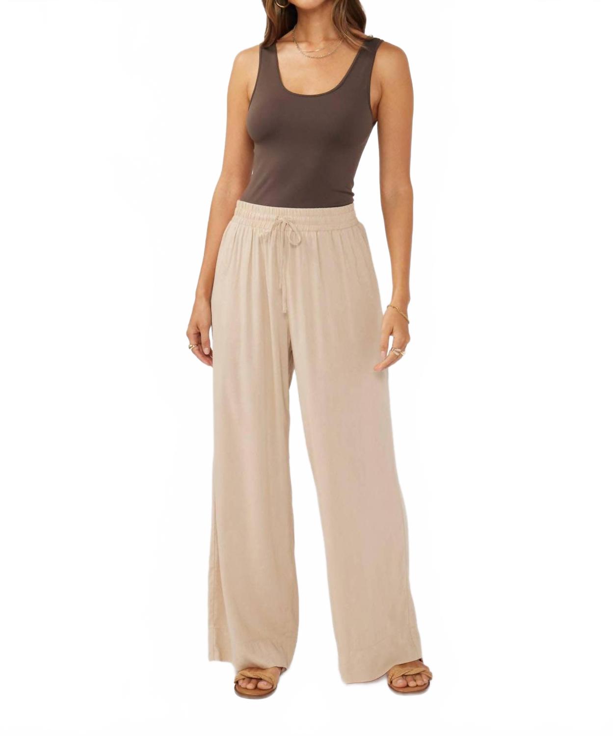 Песочные брюки-клеш из льна и хлопка с присборенной талией LOVESTITCH, Sand
Песочные брюки-клеш из льна и хлопка с присборенной талией LOVESTITCH, Sand