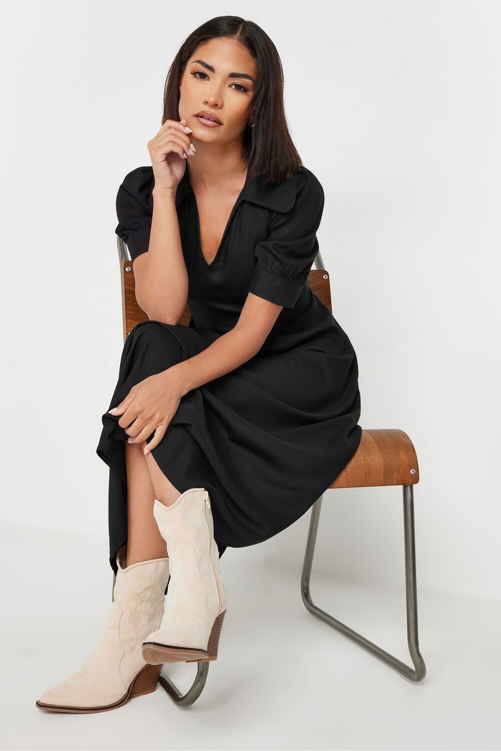 Платье миди с воротником Pixiegirl Petite, черный
Платье миди с воротником Pixiegirl Petite, черный