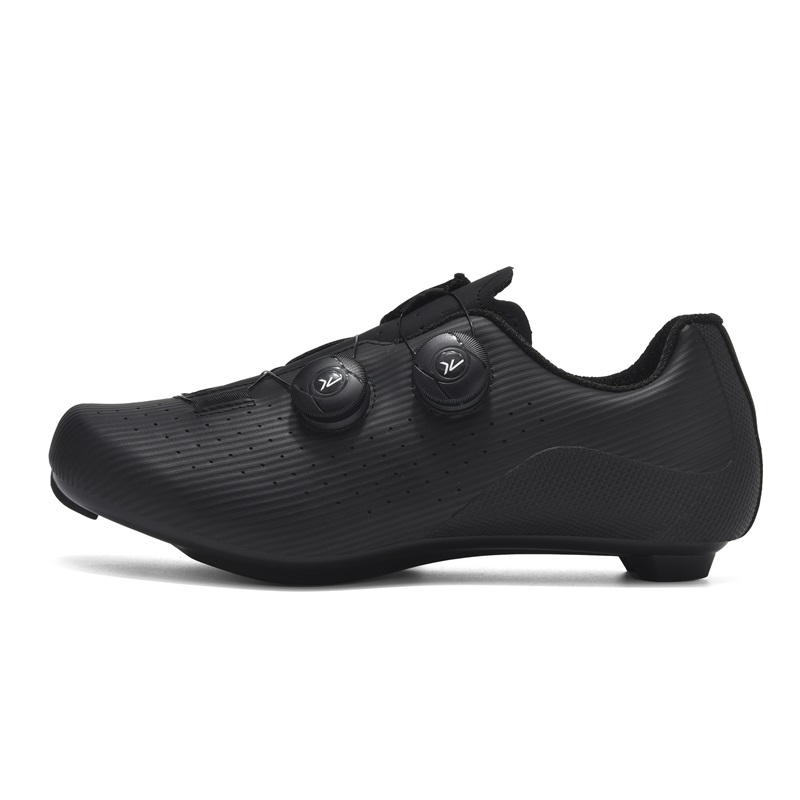 JYVME Износостойкие дышащие велотуфли с низким верхом для мужчин Black Highway с шипами, цвет Black Highway Cleat Shoes
JYVME Износостойкие дышащие велотуфли с низким верхом для мужчин Black Highway с шипами, цвет Black Highway Cleat Shoes