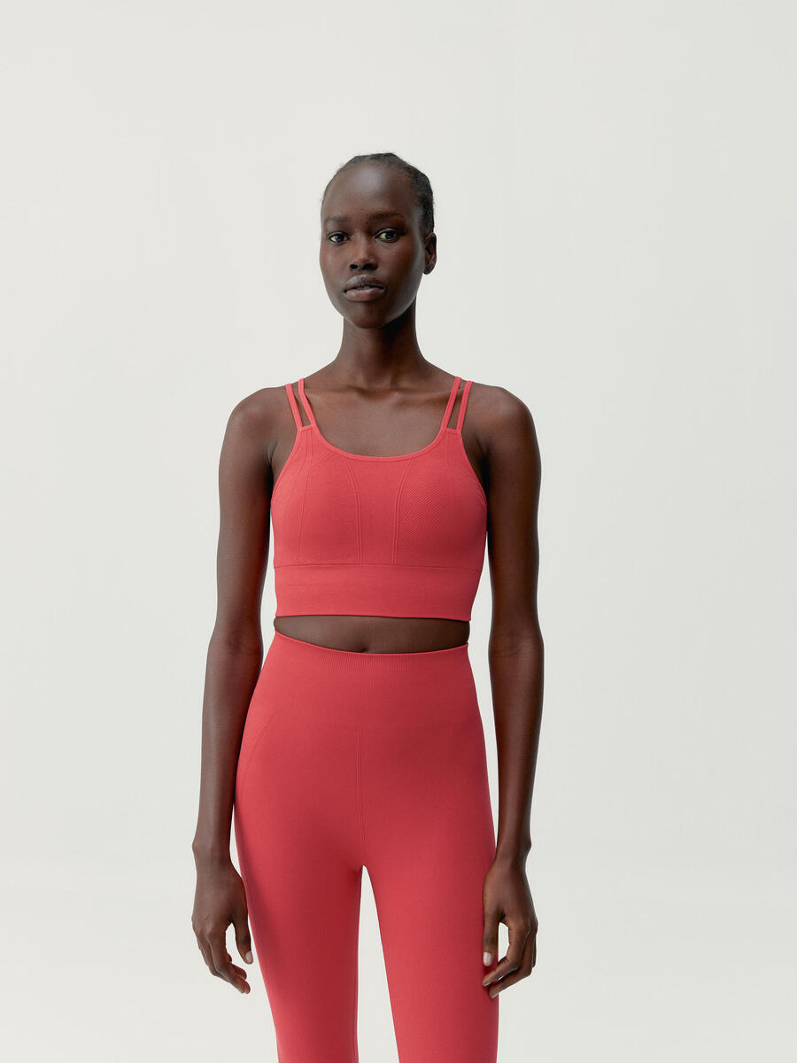 Женский спортивный топ Blume Born Living Yoga
Женский спортивный топ Blume Born Living Yoga