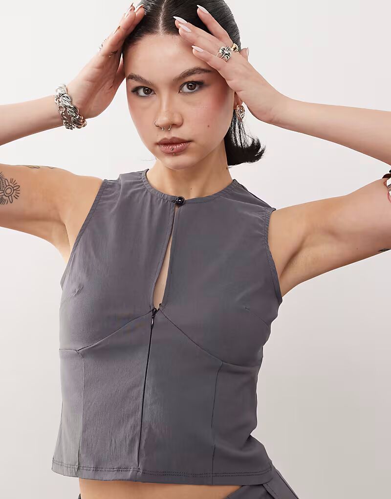 Топ Collusion, серый
Топ Collusion, серый