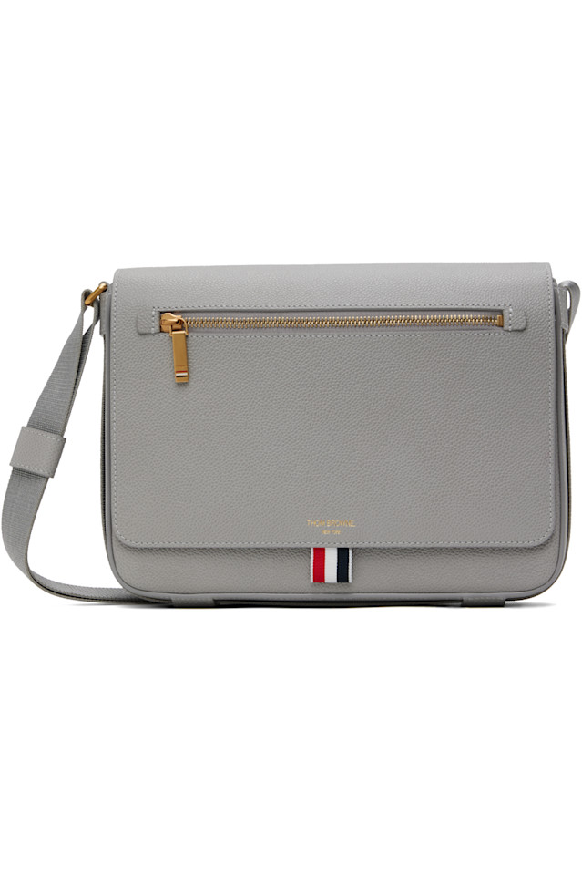 Сумка репортерская с фактурой под гальку Thom Browne, серый
Сумка репортерская с фактурой под гальку Thom Browne, серый