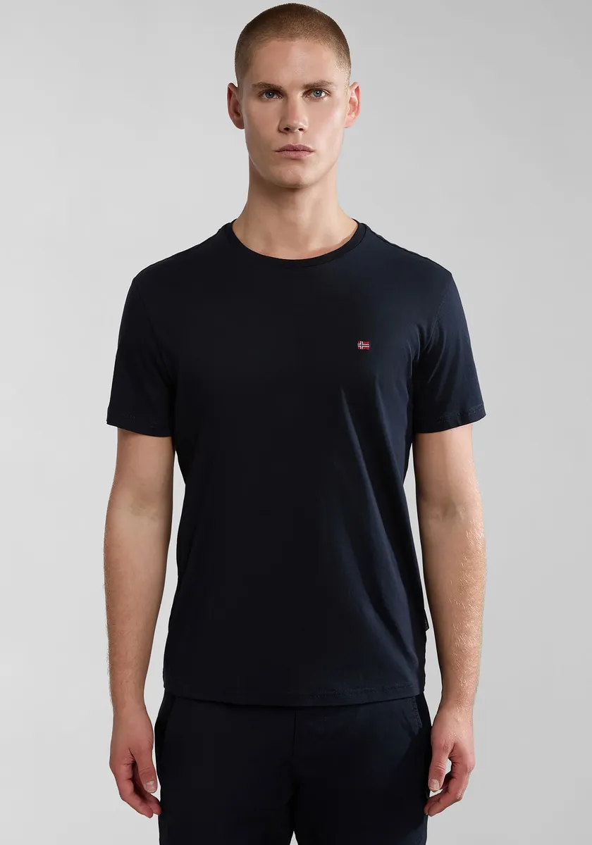 Футболка Napapijri "SALIS SS SUM", черный
Футболка Napapijri "SALIS SS SUM", черный