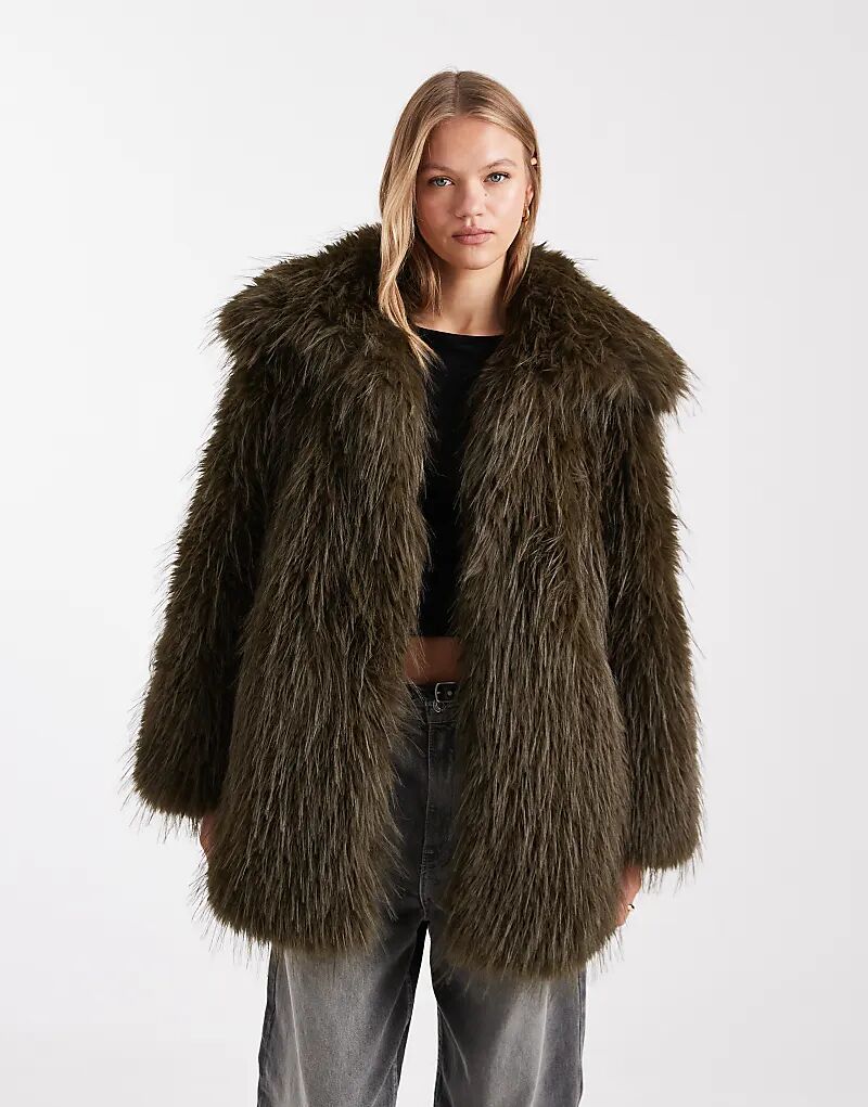 Искусственная шуба ASOS DESIGN оливкового цвета
Искусственная шуба ASOS DESIGN оливкового цвета