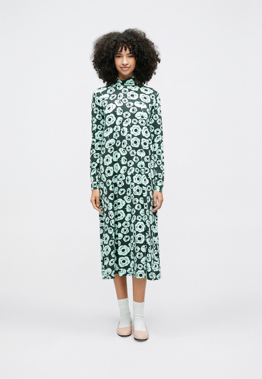 Платье Marimekko CAVEA TUMMA, Dark Green/Turquoise/Black/Multi-Coloured
Платье Marimekko CAVEA TUMMA, Dark Green/Turquoise/Black/Multi-Coloured
