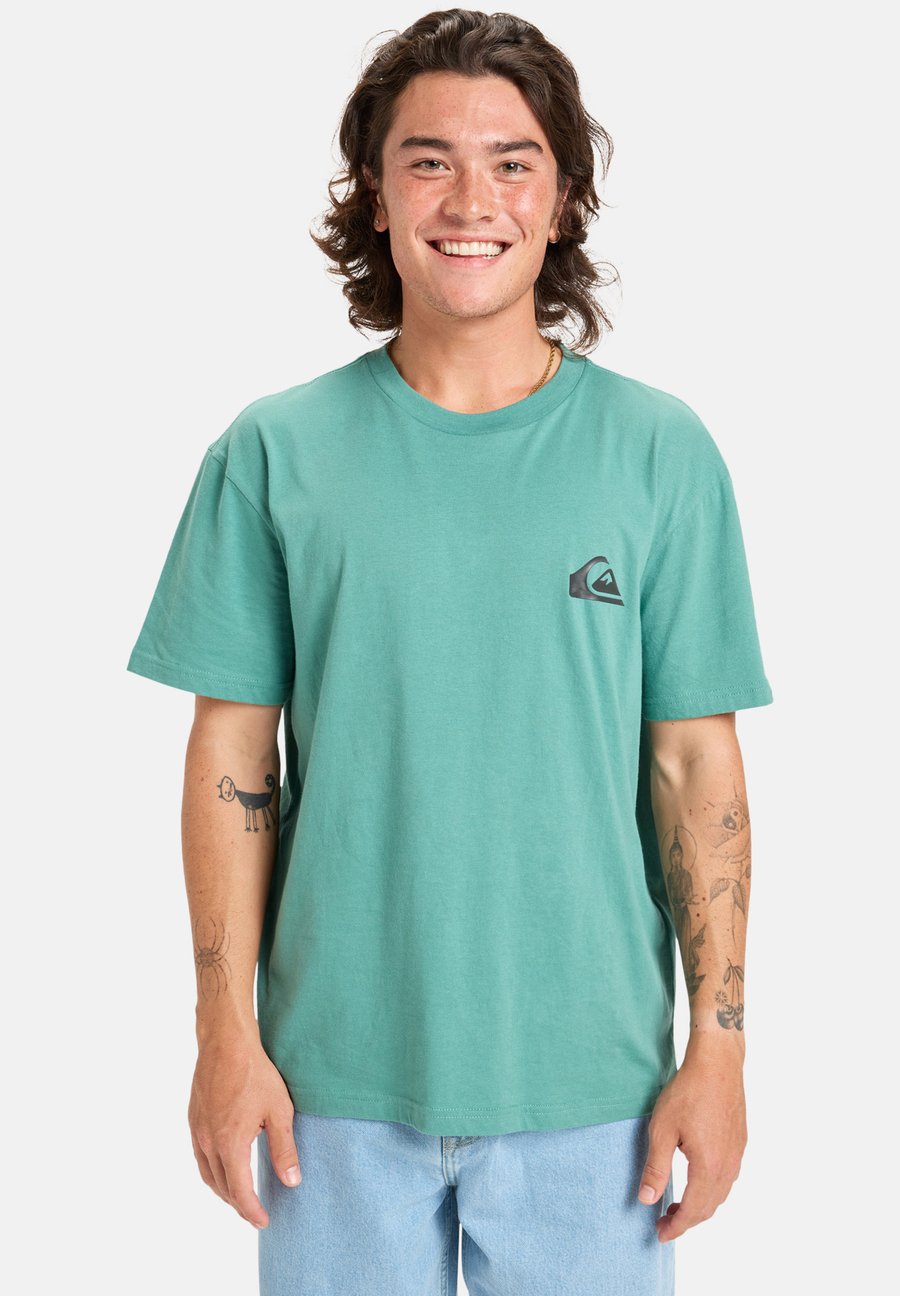 Футболка Quiksilver MINI LOGO, Gmw/Teal, Серебристый, Футболка Quiksilver MINI LOGO, Gmw/Teal
Футболка Quiksilver MINI LOGO, Gmw/Teal, Серебристый, Футболка Quiksilver MINI LOGO, Gmw/Teal