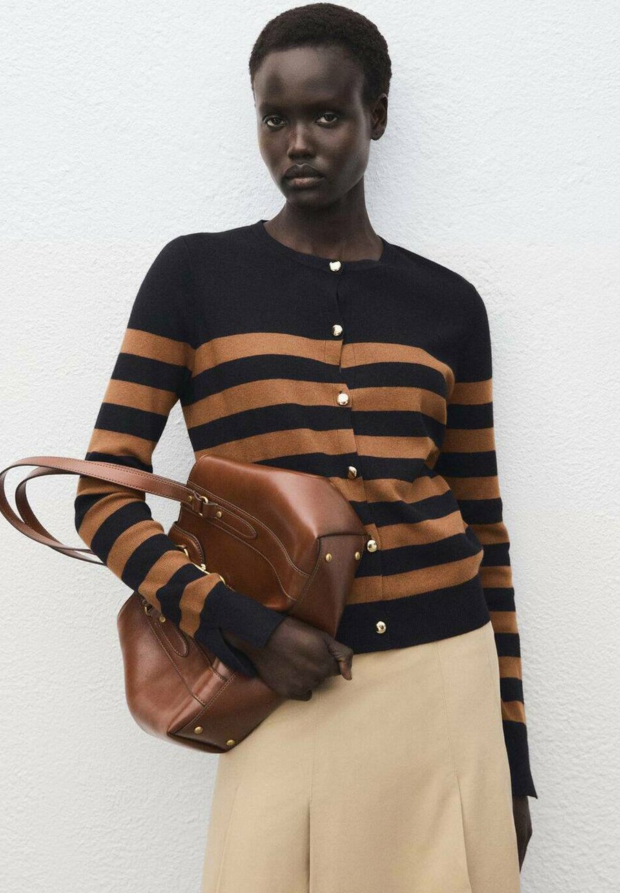 Кардиган Mango Cardigan, Brown
Кардиган Mango Cardigan, Brown