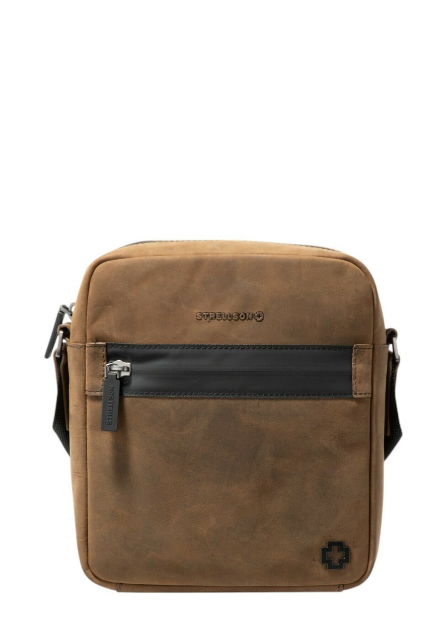 Сумка кросс-боди Strellson SCHULTER BOW ROAD BARNEY, Dunkelbraun/Dark Brown
Сумка кросс-боди Strellson SCHULTER BOW ROAD BARNEY, Dunkelbraun/Dark Brown