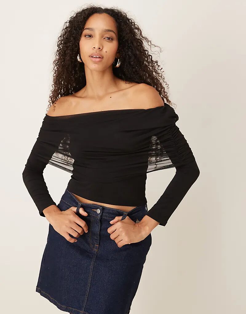 Топ из сетчатой ткани с открытыми плечами Gina Tricot черного цвета
Топ из сетчатой ткани с открытыми плечами Gina Tricot черного цвета