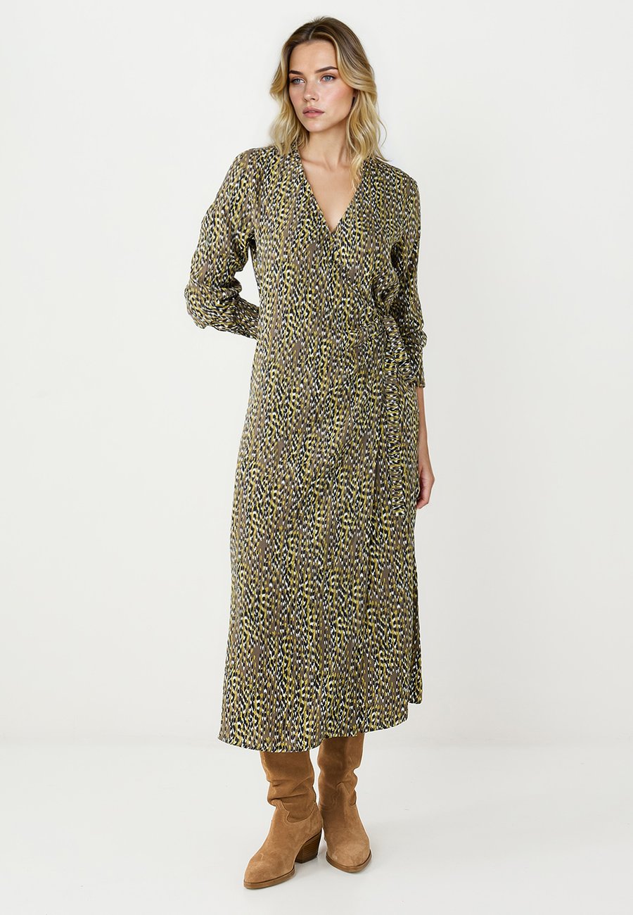 Платье Jimmy Key LONG SLEEVE PATTERNED, Khaki
Платье Jimmy Key LONG SLEEVE PATTERNED, Khaki