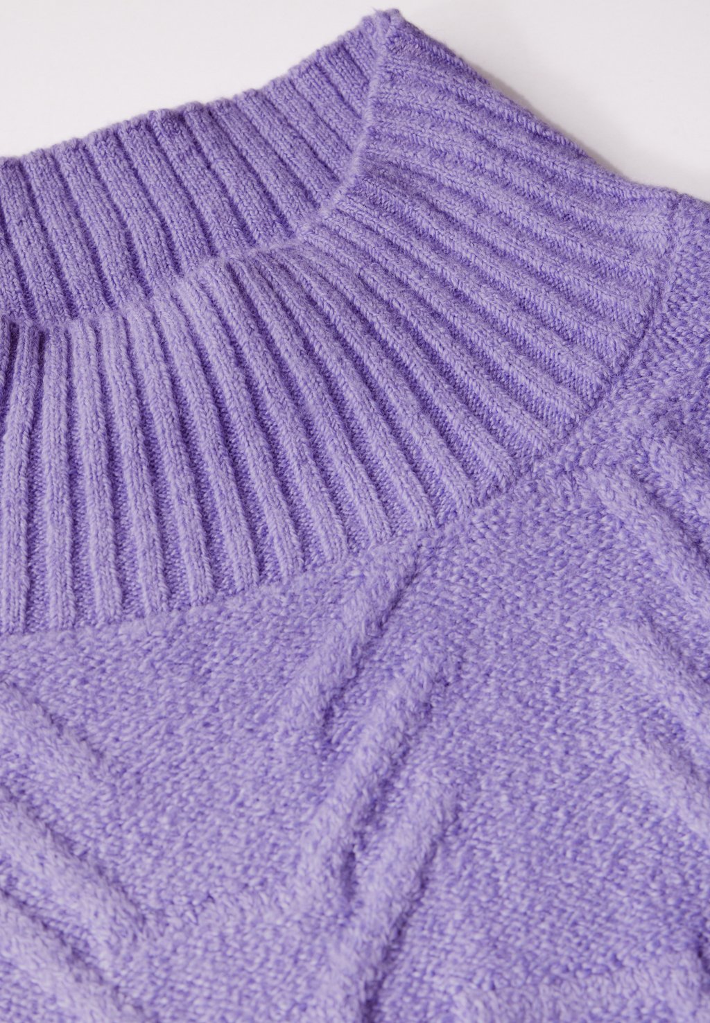 Джемпер Cecil, фиолетовый
Джемпер Cecil, фиолетовый