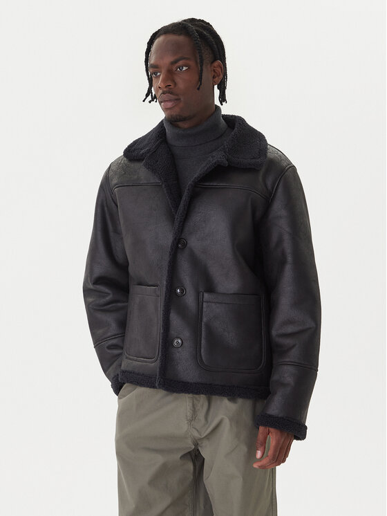 Куртка из искусственной кожи regular fit Cambridge 12282946 Jack & Jones, черный
Куртка из искусственной кожи regular fit Cambridge 12282946 Jack & Jones, черный