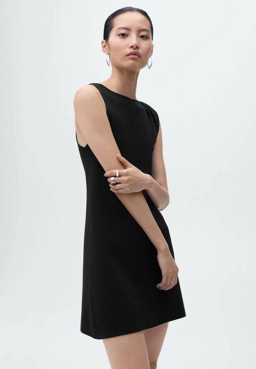 Платье Mango Jumper dress, Black
Платье Mango Jumper dress, Black