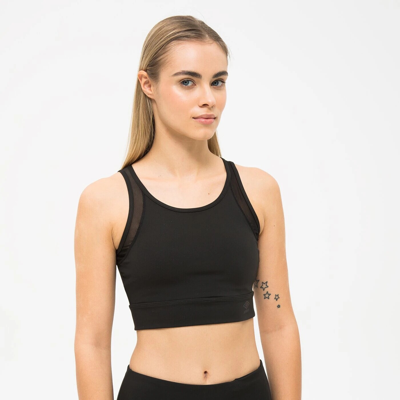 Бюстгальтер Umbro Selamat, черный
Бюстгальтер Umbro Selamat, черный