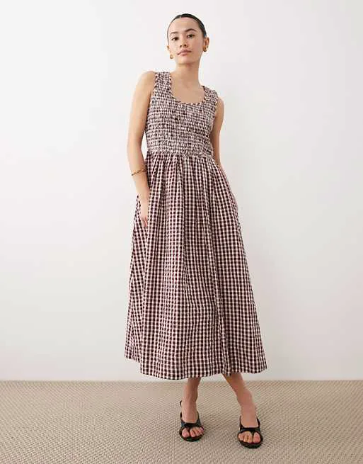 Красное платье миди макси Nothing's Child Petite Kinsley
Красное платье миди макси Nothing's Child Petite Kinsley