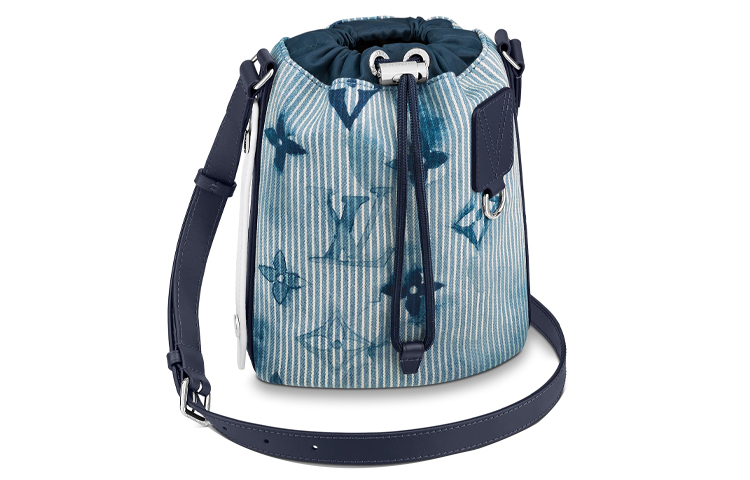 Луи Виттон Джинсовая куртка в полоску мини Hickory Stripes Sac Marin
Луи Виттон Джинсовая куртка в полоску мини Hickory Stripes Sac Marin