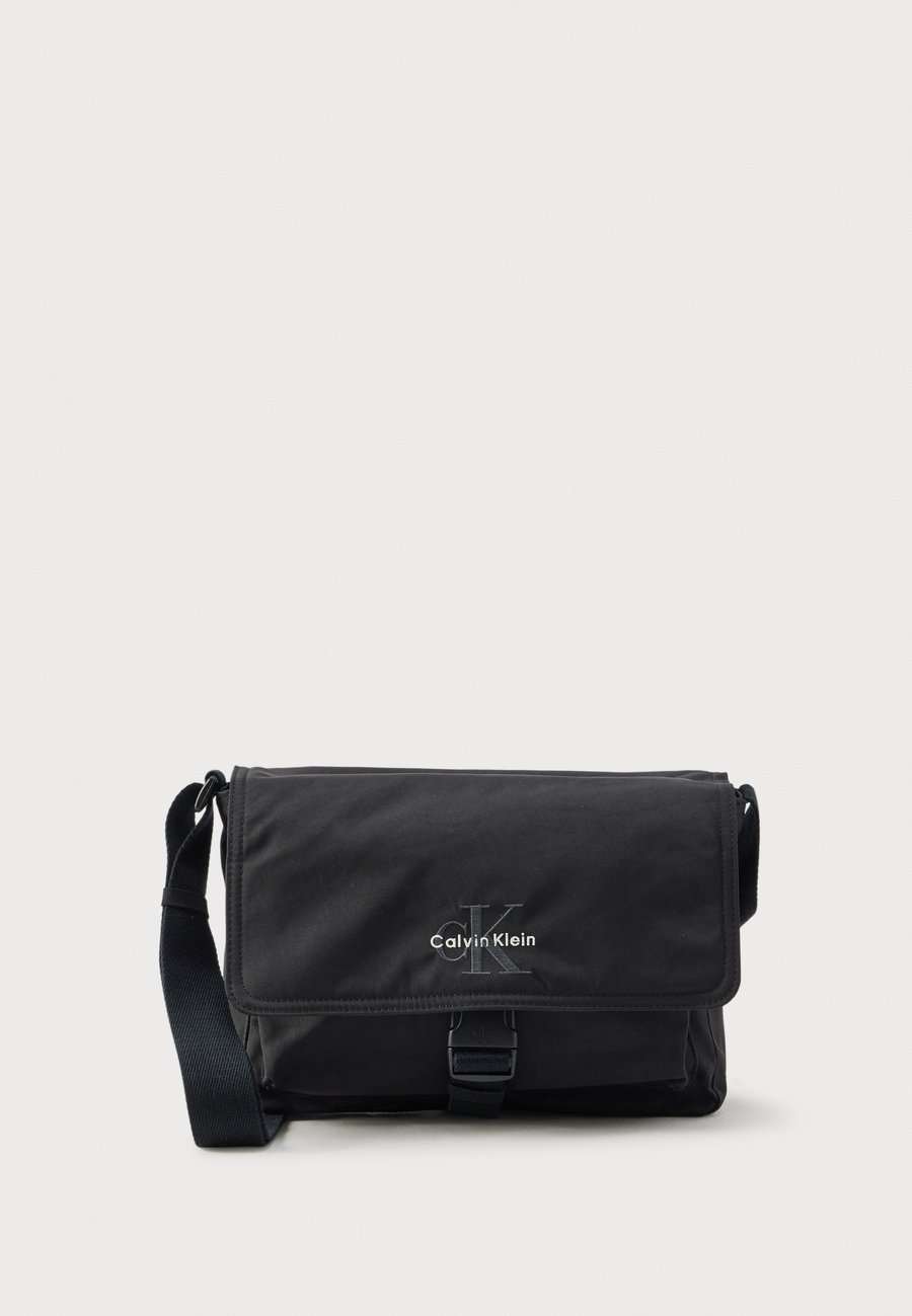 Сумка кросс-боди Calvin Klein BOLD FLAP MESSENGER, Black
Сумка кросс-боди Calvin Klein BOLD FLAP MESSENGER, Black