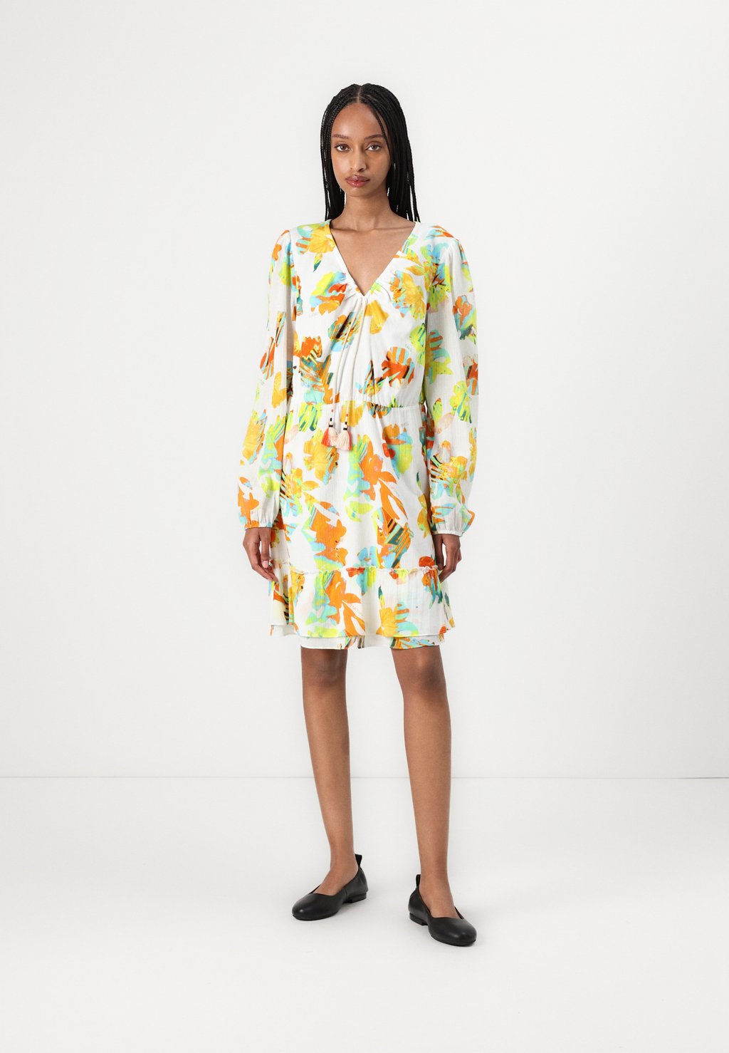 Повседневное платье Marc Cain, мультиколор
Повседневное платье Marc Cain, мультиколор