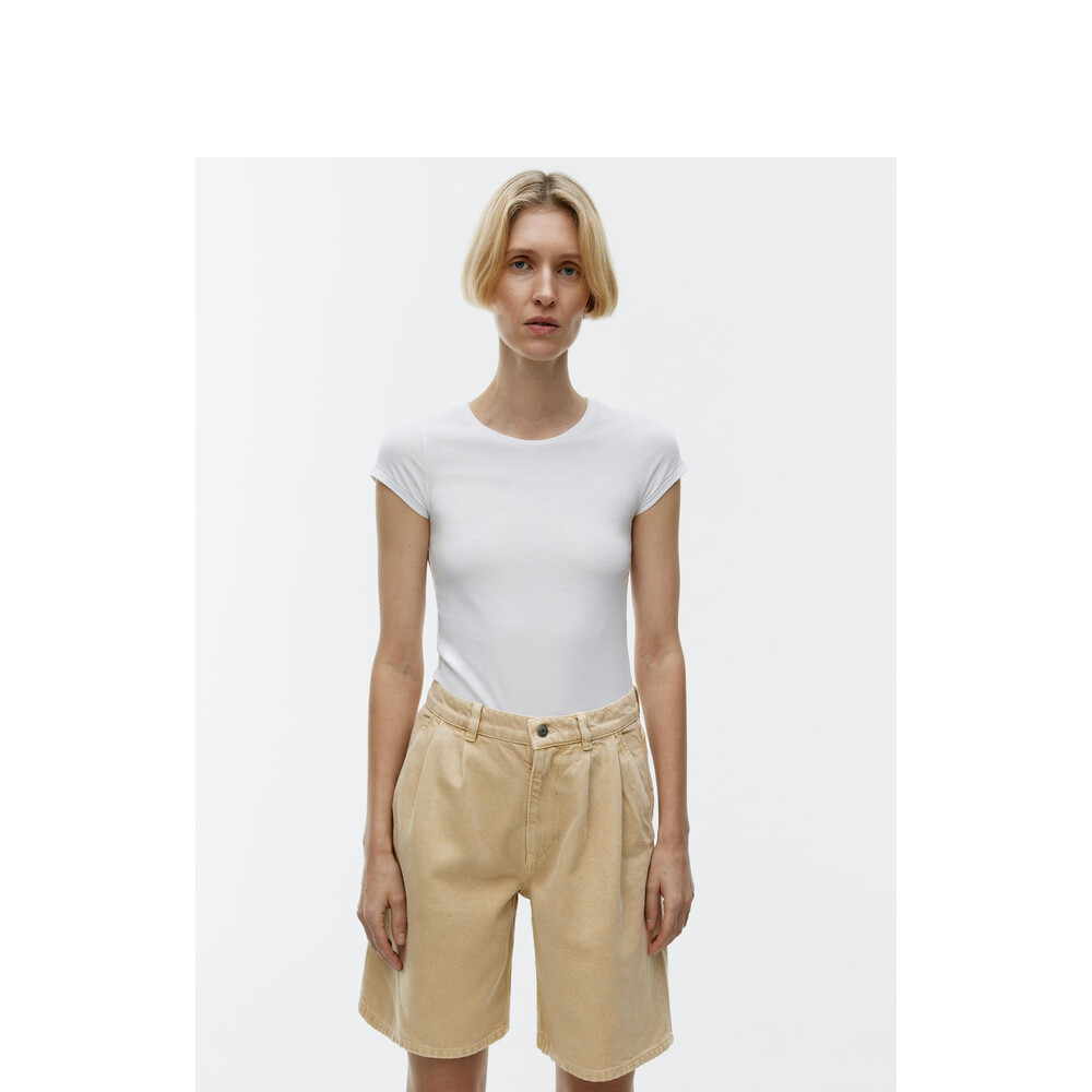 Шорты женские Arket со средней талией, бежевый
Шорты женские Arket со средней талией, бежевый