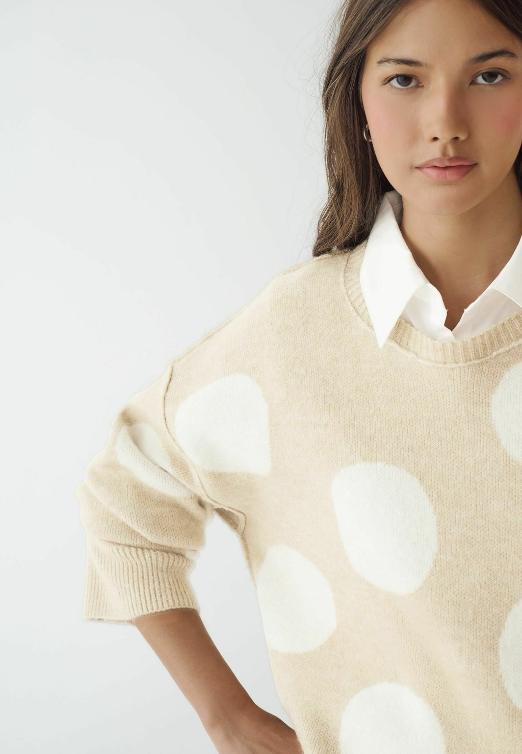 Джемпер 2 IN 1 LAYER Next, бежевый
Джемпер 2 IN 1 LAYER Next, бежевый