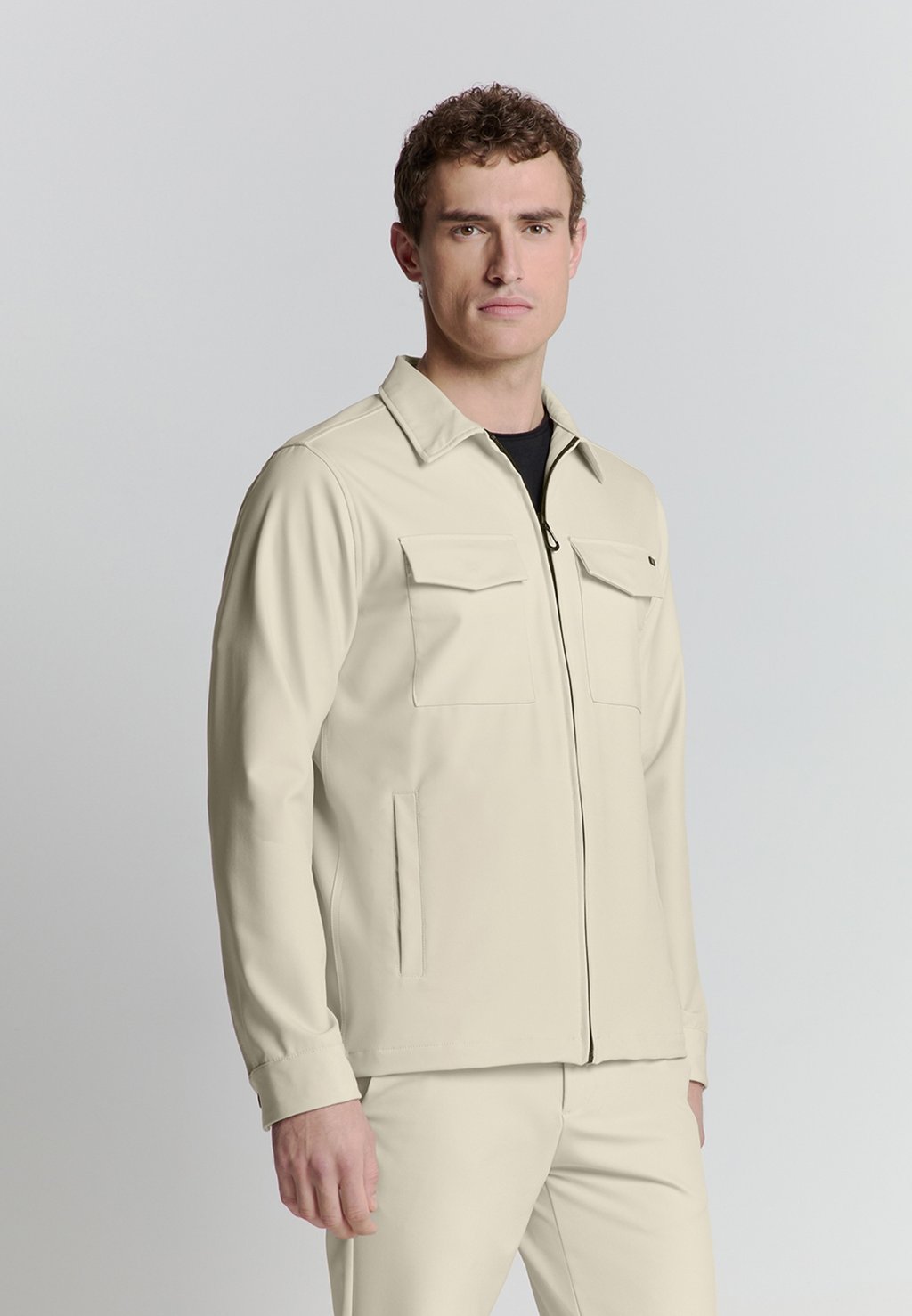 Летняя куртка FULL ZIPPER SEDOC NO EXCESS, цвет Cement 
Летняя куртка FULL ZIPPER SEDOC NO EXCESS, цвет Cement