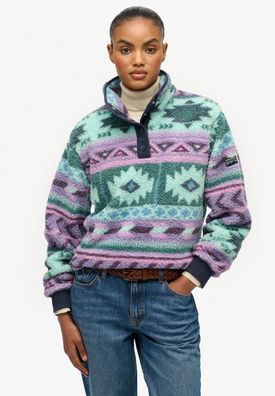 Джемпер Superdry & Co Fleece jumper, Linear Aztec Navy/Royal Blue
Джемпер Superdry & Co Fleece jumper, Linear Aztec Navy/Royal Blue