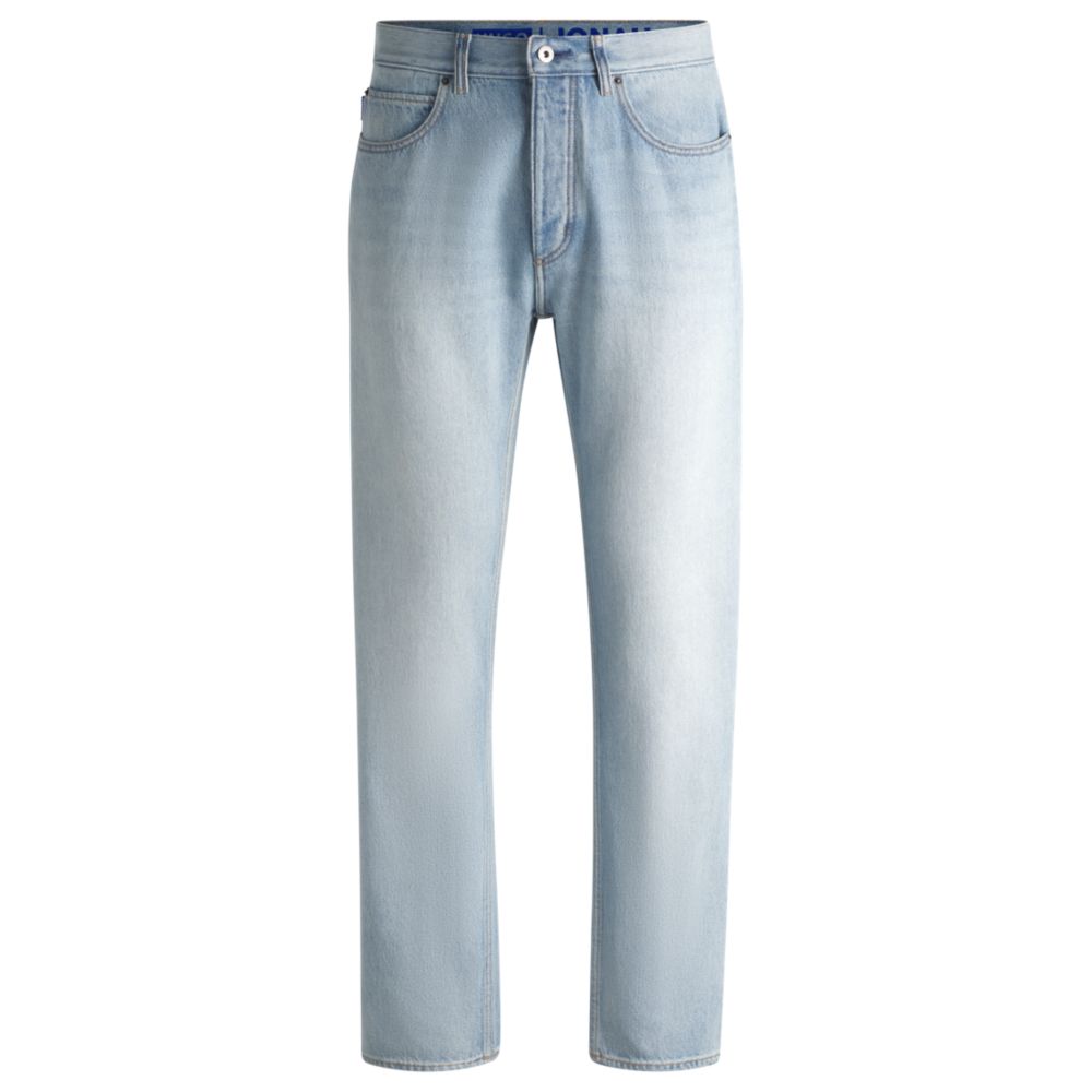 Джинсы прямого кроя из светло-голубого хлопкового денима HUGO
Джинсы прямого кроя из светло-голубого хлопкового денима HUGO