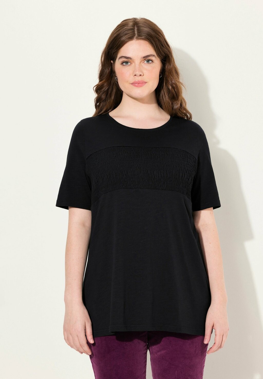 Футболка с принтом SMOCKED PANEL SHORT SLEEVE Ulla Popken, черный
Футболка с принтом SMOCKED PANEL SHORT SLEEVE Ulla Popken, черный