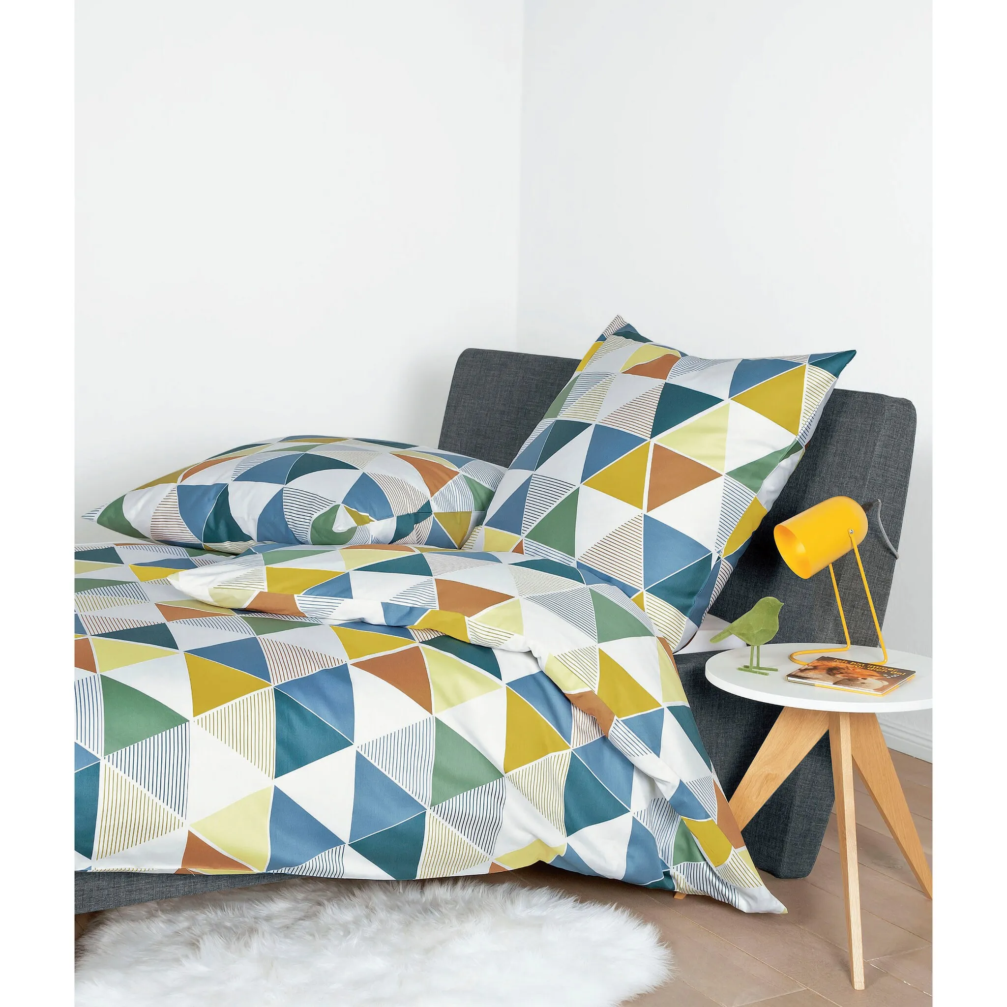 Постельное белье «Жанин» J. D. 87071", постельное белье качества Mako Satin, постельное белье с рисунком Janine, желтый/синий/зеленый 
Постельное белье «Жанин» J. D. 87071", постельное белье качества Mako Satin, постельное белье с рисунком Janine, желтый/синий/зеленый