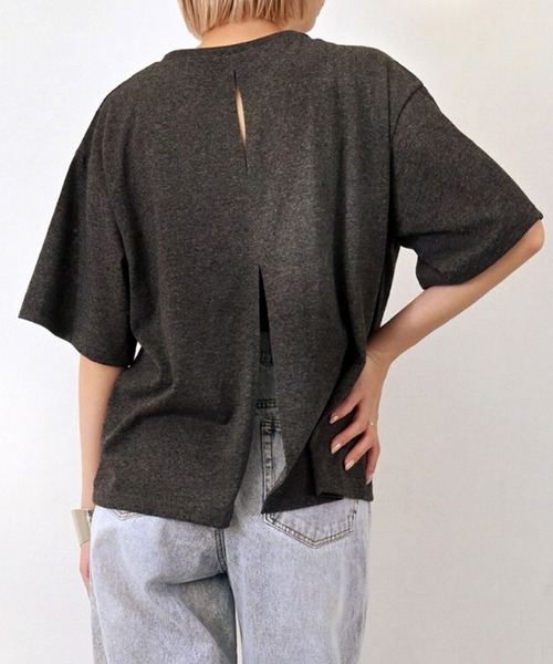 Футболка из фактурного трикотажа с разрезом на спине STYLEBLOCK, угольно-серый
Футболка из фактурного трикотажа с разрезом на спине STYLEBLOCK, угольно-серый