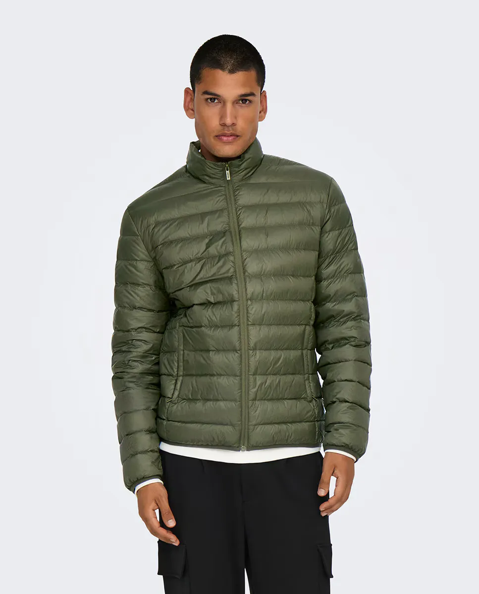 Мужской пуховик Only & Sons, темно-зеленый
Мужской пуховик Only & Sons, темно-зеленый