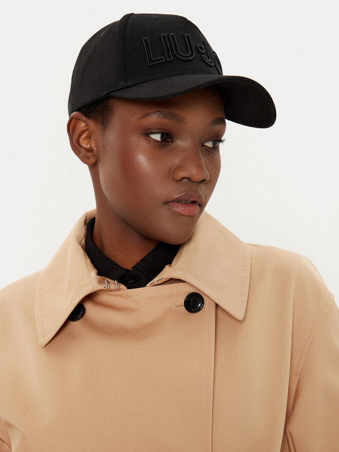 Бейсболка Liu Jo, черный
Бейсболка Liu Jo, черный
