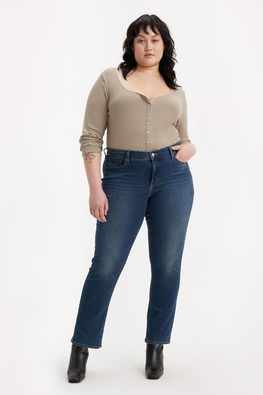 Джинсы 314 Curve прямого кроя моделирующие фигуру Levi'S, синий
Джинсы 314 Curve прямого кроя моделирующие фигуру Levi'S, синий