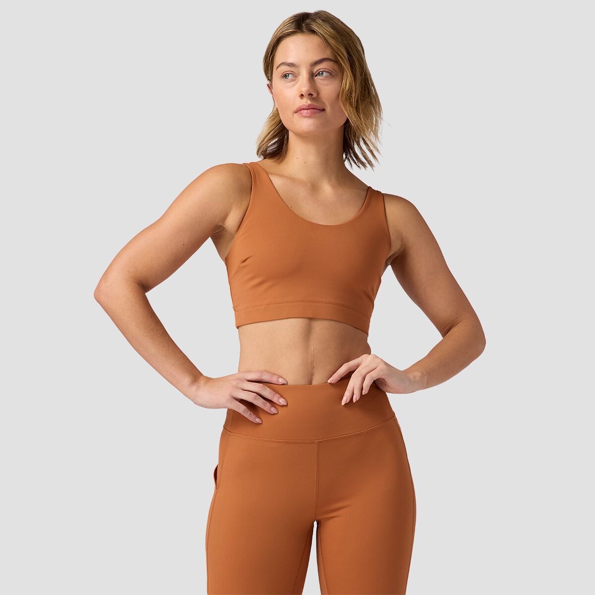 Длинный бра-топ Backcountry, цвет sierra
Длинный бра-топ Backcountry, цвет sierra