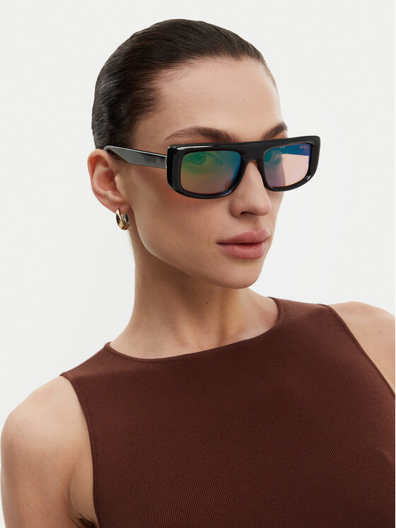 Солнцезащитные очки GU00138 Guess, черный
Солнцезащитные очки GU00138 Guess, черный