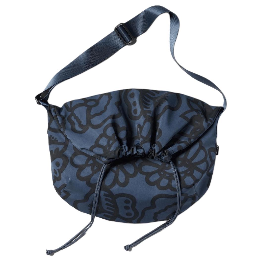 UNIQLO Полиэстеровая женская сумка через плечо темно-синяя, Navy Blue
UNIQLO Полиэстеровая женская сумка через плечо темно-синяя, Navy Blue