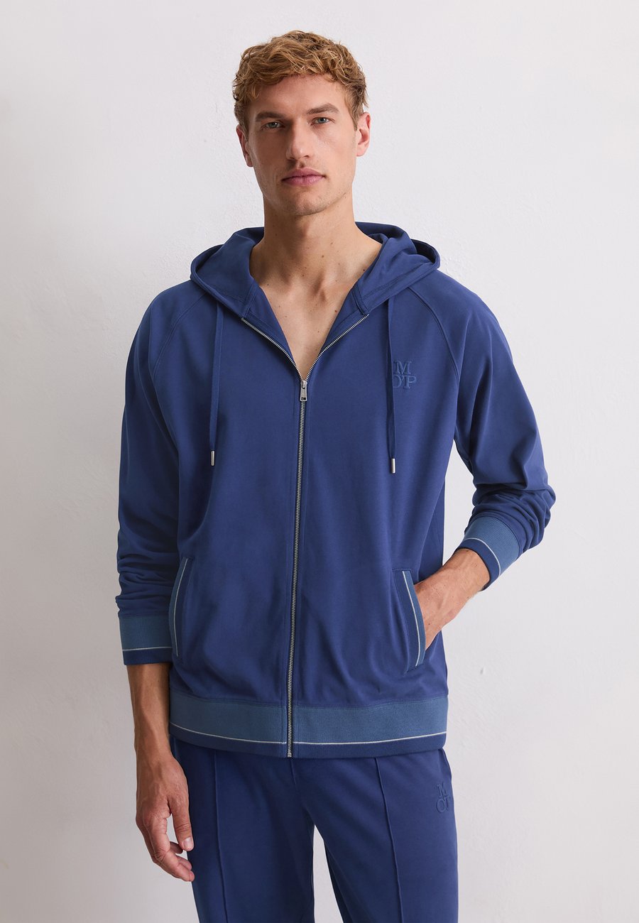 Толстовка Marc O'Polo Zip-up sweatshirt, Iris Ink/Blue
Толстовка Marc O'Polo Zip-up sweatshirt, Iris Ink/Blue